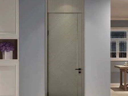 室內(nèi)裝修時(shí)湖(hú)南(nán)實木(mù)門(mén)該如(rú)何選擇？